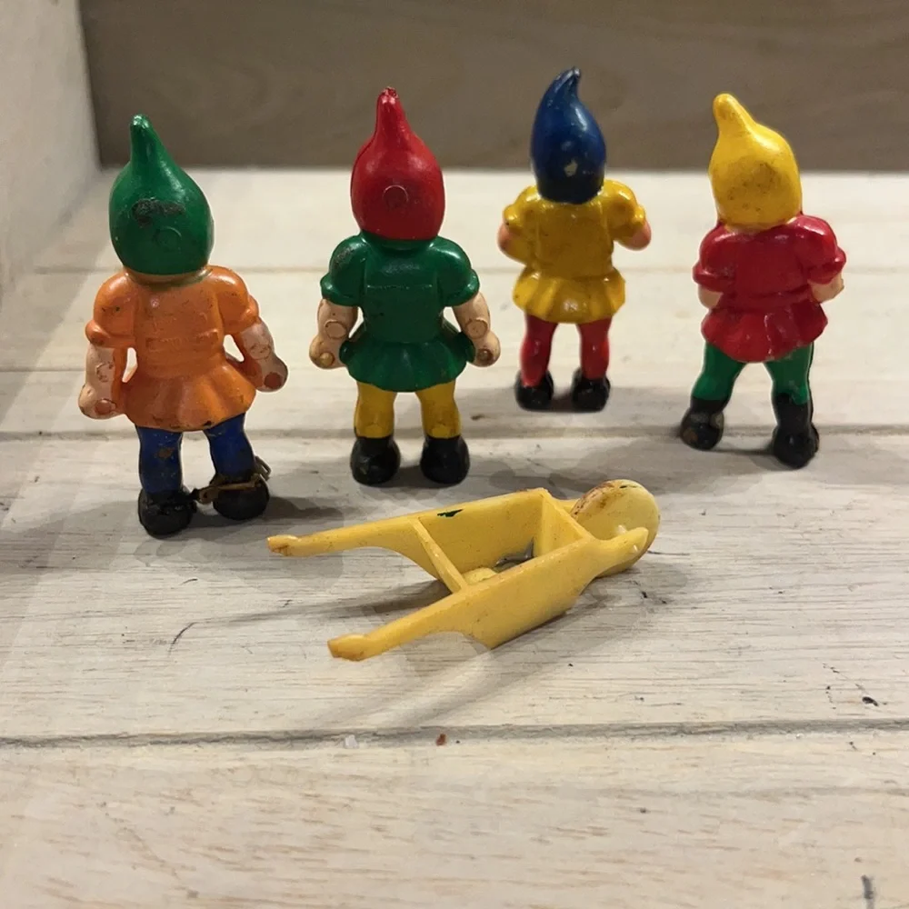 1950s dwarf cake toppers